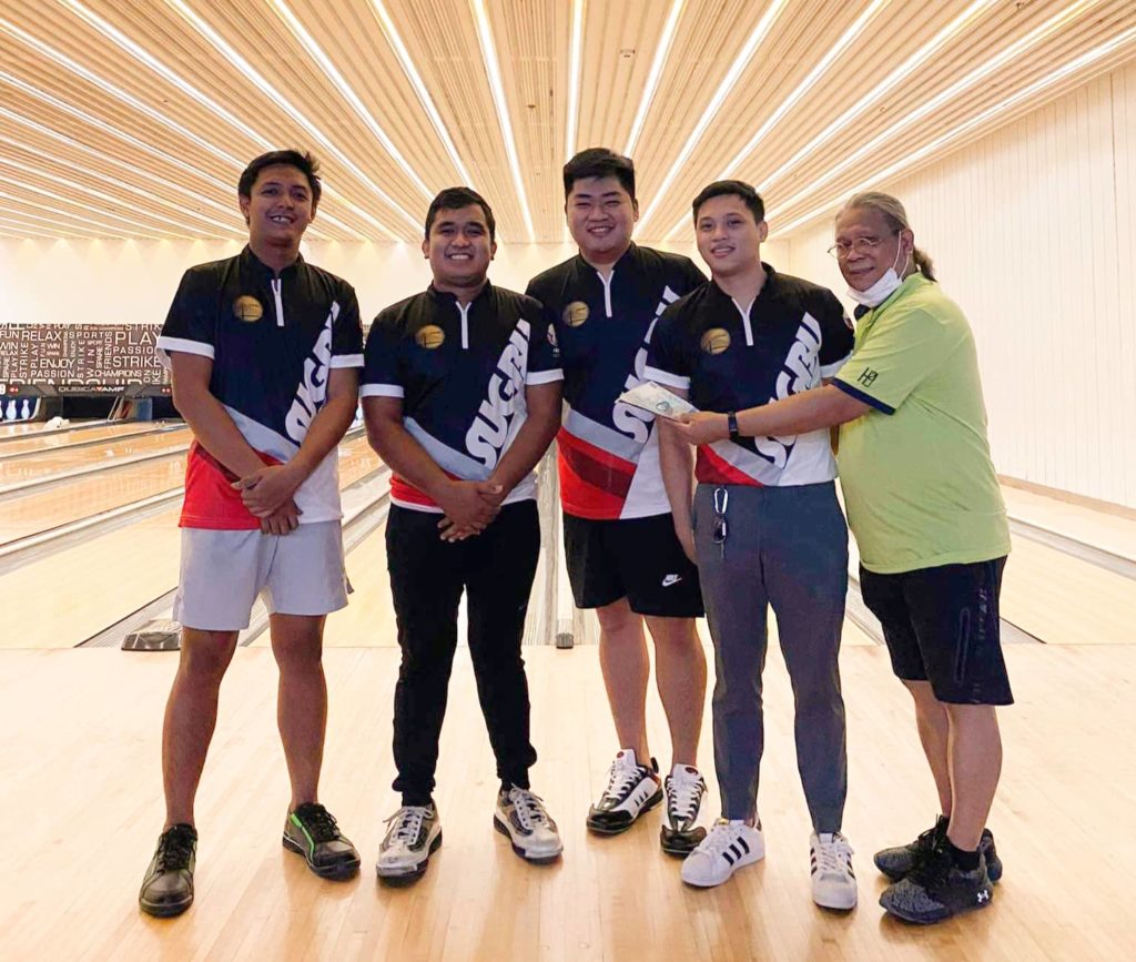 Prima Bowling Team champ in opening of SUGBU Team League. In photo are GJ Buyco (from left), Maeng Viloria, Aui Padawan, and Heber Alqueza, who posed for a group photo during the awarding ceremony of the SUGBU Team League on Sunday, Oct. 30, 2022 at the SM Seaside City Cebu Bowling Center. Joining them was Sugbu EVP Gefre Guy Buyco. | Contributed Photo