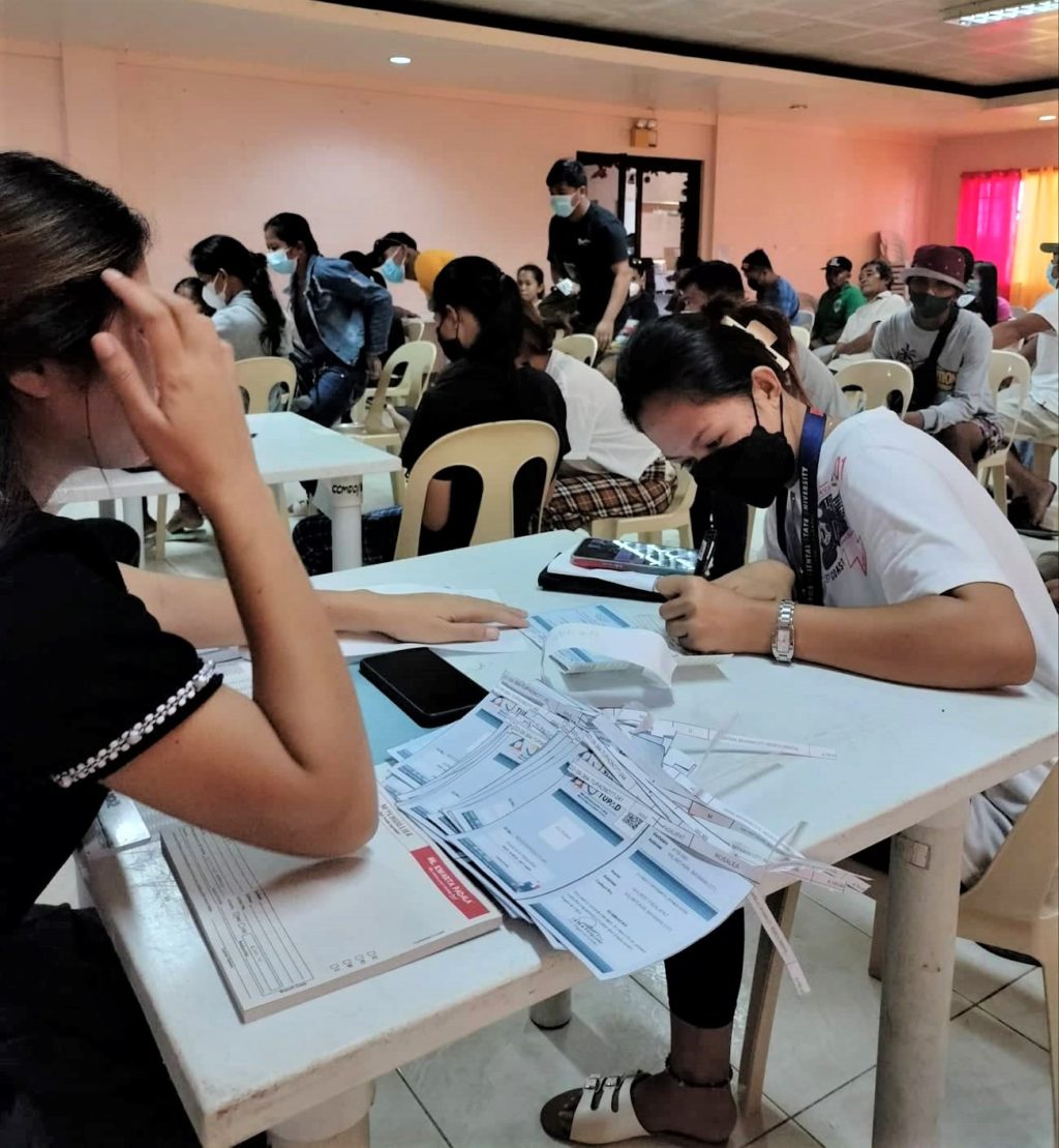 DOLE-7: 720 TUPAD workers from Negros Oriental get pay