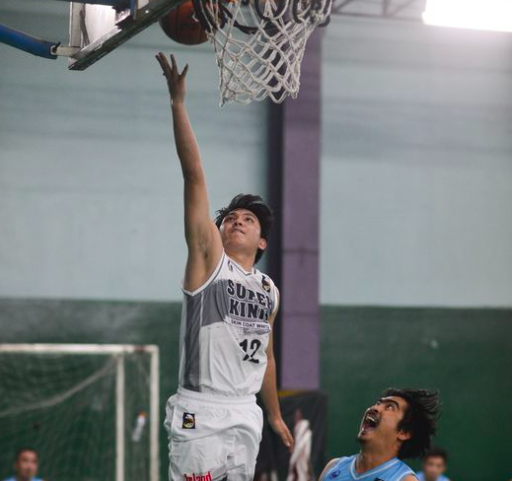 Architects-Sugbu Chapter-Super Kinis Paints' Chester Hinagdanan soars for a layup undefended during their Architects and Engineers Basketball Club: Island Paints Cup game at the Metrosports Lahug on Oct. 14, 2022. | Contributed photo