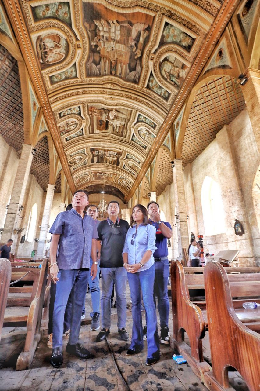 TIEZA General Manager Mark Lapid and Cebu Gov. Gwendolyn Garcia led an inspection of the Nuestra Señora del Pilar Church in Sibonga town that was badly damaged by Odette.