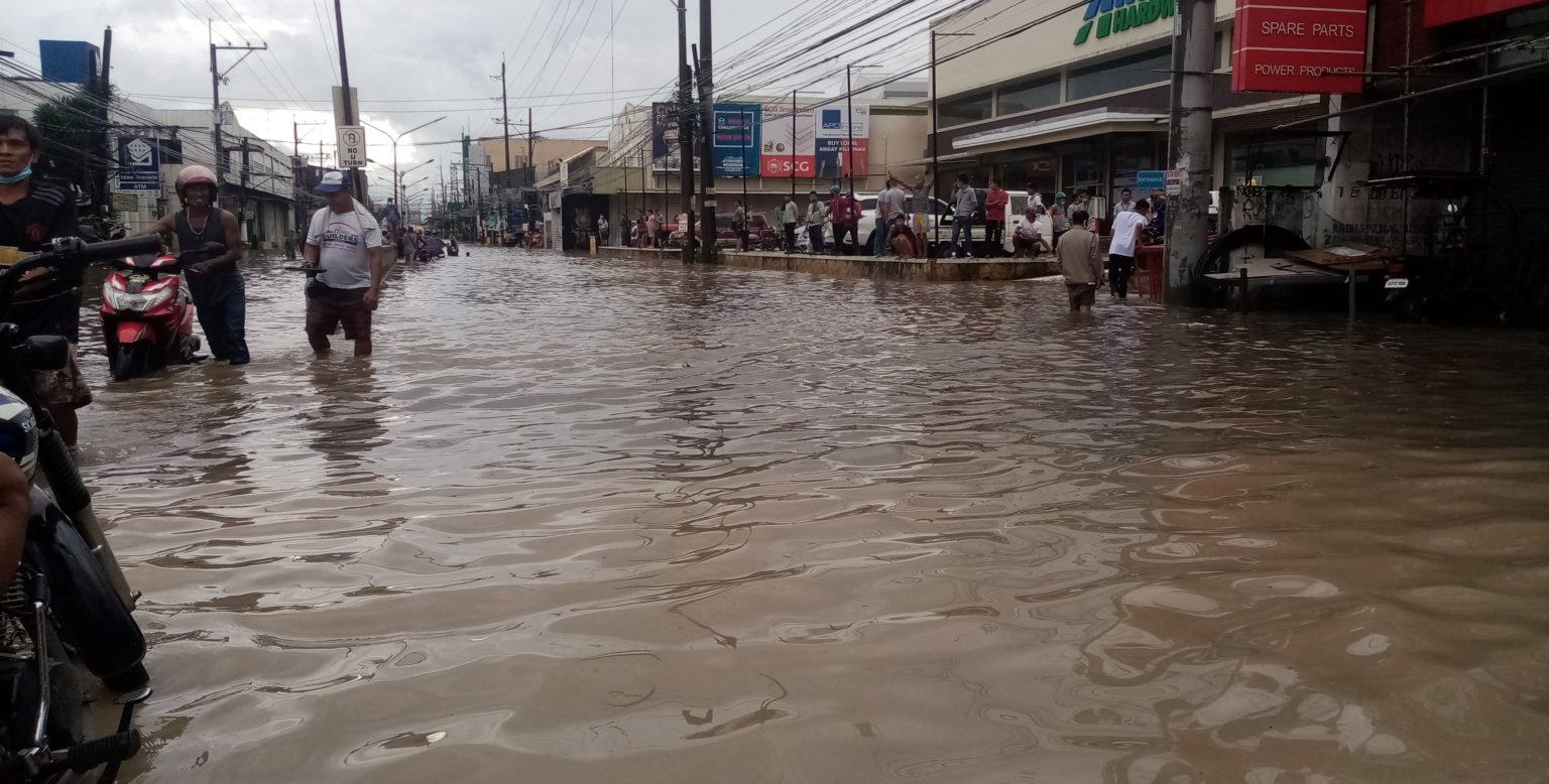 IN PHOTOS: Flood in N. Bacalso, Bulacao, Talisay City | CDN Digital