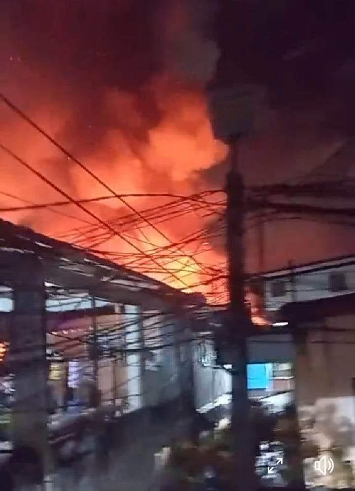 Photo of the fire that broke out in Sitio Wangyu, Barangay Mambaling in Cebu City.