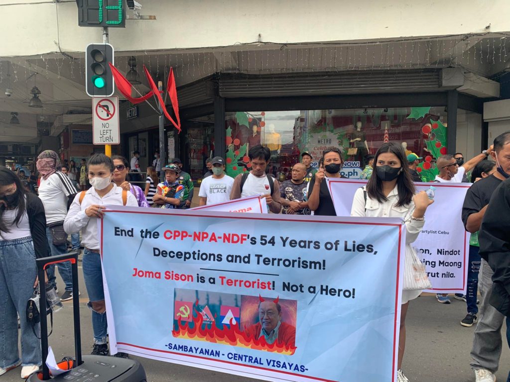 Participants of the peace rally in Cebu City on Monday, Dec. 26.