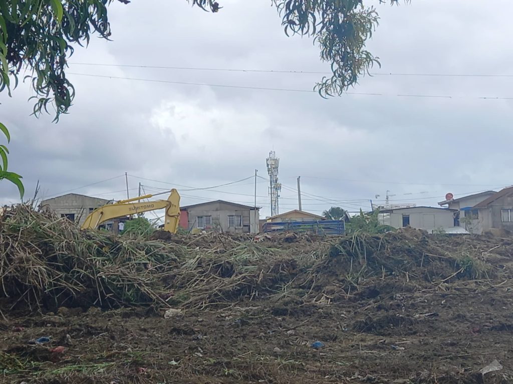Work has already started on the area near the Cebu International Convention Center in Mandaue City where the temporary shelter of fire victims of Sitio Paradise will be built. | Mary Rose Sagarino
