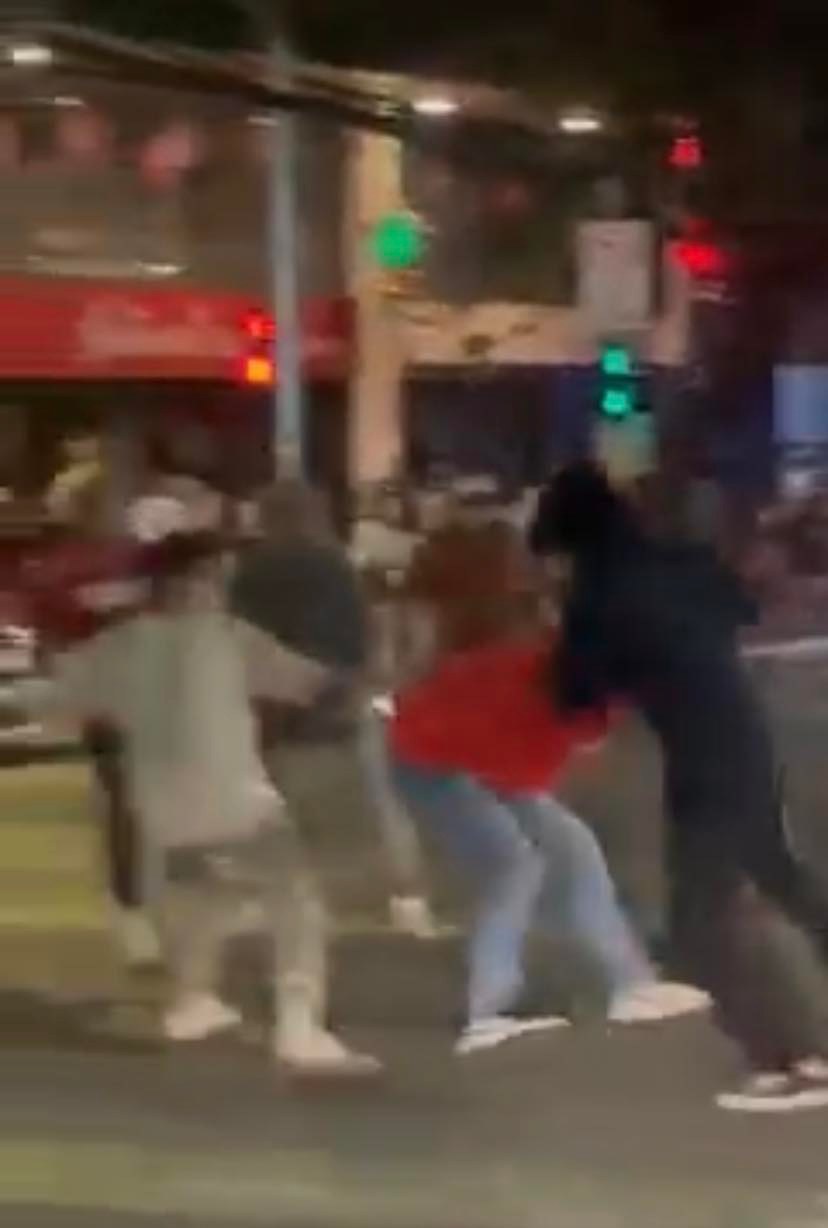 Rumble in Cebu City: Cops ready complaints against persons in Kamputhaw street fight. In photo is a screen grab of a video showing the street fight between a group of young men on Dec. 3 at General Maxilom Ave. in Barangay Kamputhaw, Cebu City.