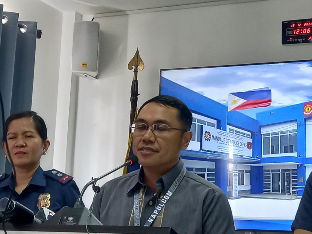 Napolcom-7: Opao, Centro police stations in Mandaue to be given plaque, cash for effectively implementing CSOPS.