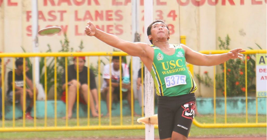 USC's Gio Beguña during the men's discus throw competition of the Cesafi athletics at the CCSC on Saturday, December 3, 2022. | Photo courtesy of Sugbuanong Kodaker
