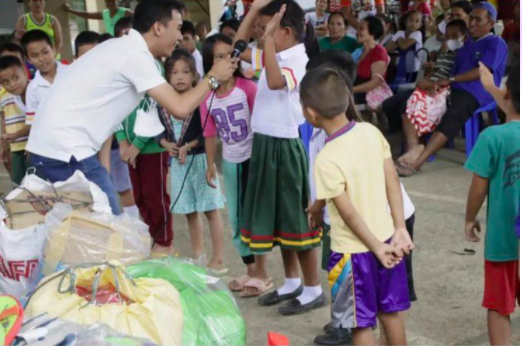 150 children with disability join Cebu City’s ‘Hudyaka sa Bukid’ in Lusaran. In photo shows Cebu City's PWD Federation bringing cheer and happiness to children with disability in Cebu City's mountain barangays on Friday, Dec. 9 through the holding of the "Hudyaka sa Bukid sa mga PWD Children." | Photo courtesy of Cebu City PIO 