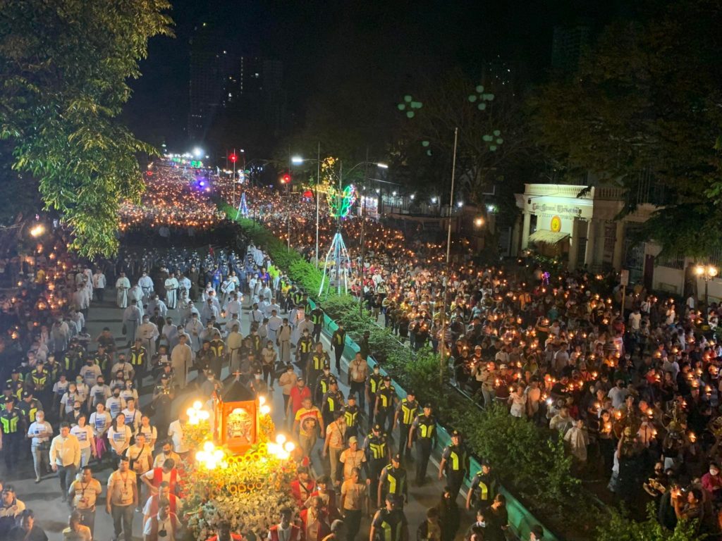 Authorities says that an estimated 300,000 devotees attended the "Walk with Jesus" early this morning, Jan. 5, 2023 in Cebu City. | Pegeen Maisie Sararaña