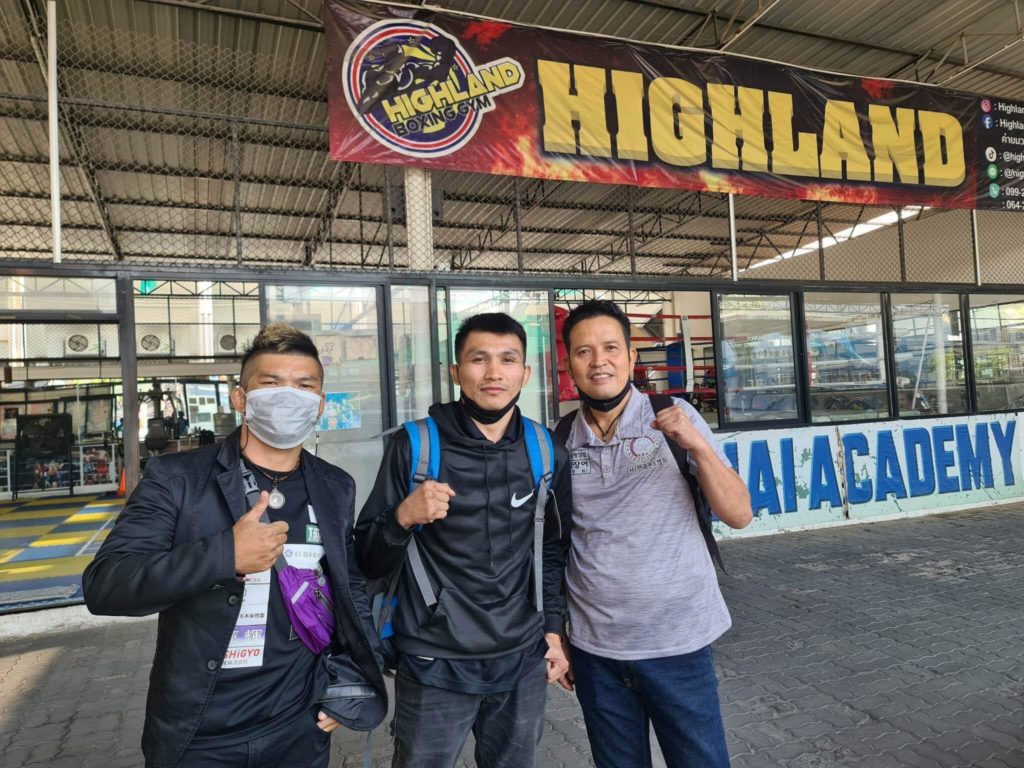 Chaiwat Buatkrathok (middle) poses with his trainer and manager before departing to Cebu from Thailand for his OPBF bout against Milan Melindo on Wednesday, January 11, 2023 at the Cebu City Sports Center. | Contributed Photo