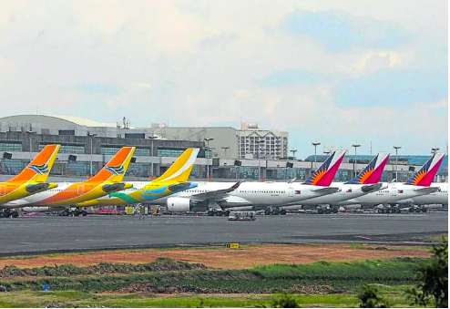 CAAP to air travelers: Air traffic control system now OK, contingencies in place. (MARIANNE BERMUDEZ / INQUIRER file photo)