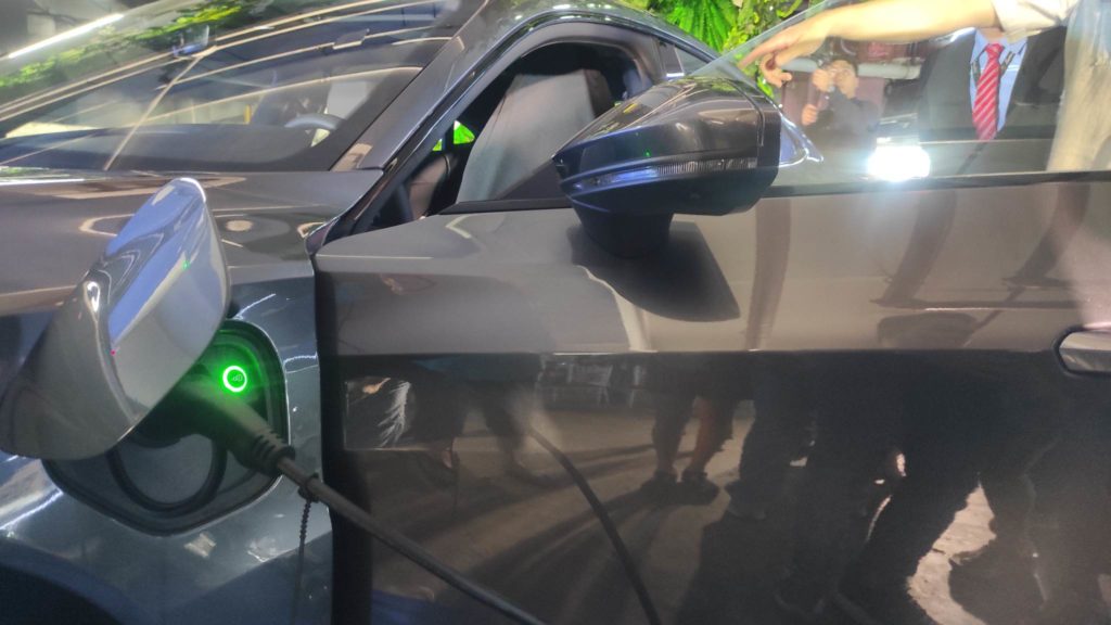 EVehicle charging stations now available at SM Seaside and SM City