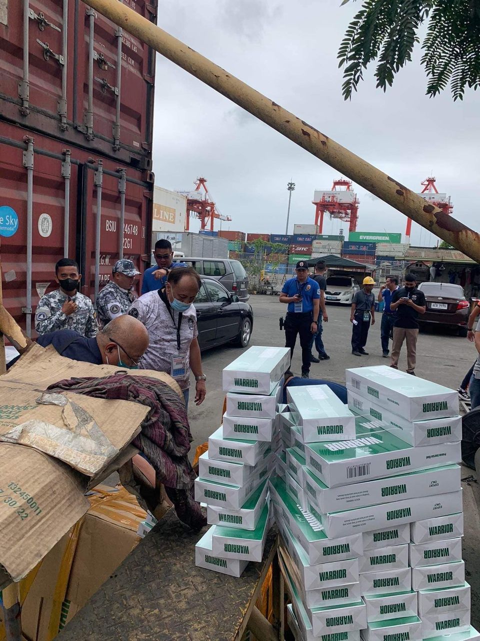 Coast guard in Cebu City seizes P1 million smuggled cigarettes from passenger ship 