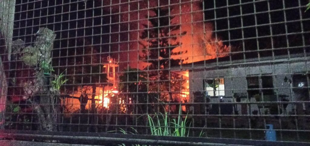 Photo of the Liloan fire for story: Fire razes 'abandoned' house in Liloan, Cebu