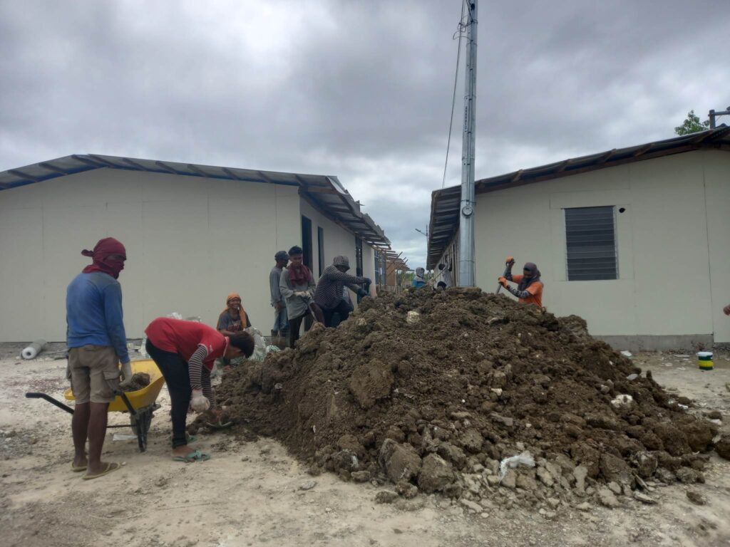 HUDO of Mandaue: 24 housing units ready to be turned over to Looc fire victims. Photo shows work on the construction of the housing units for fire victims of Mandaue City continues with 24 of these housing units ready to be turned over to the beneficiaries on March 18. | Mary Rose Sagarino