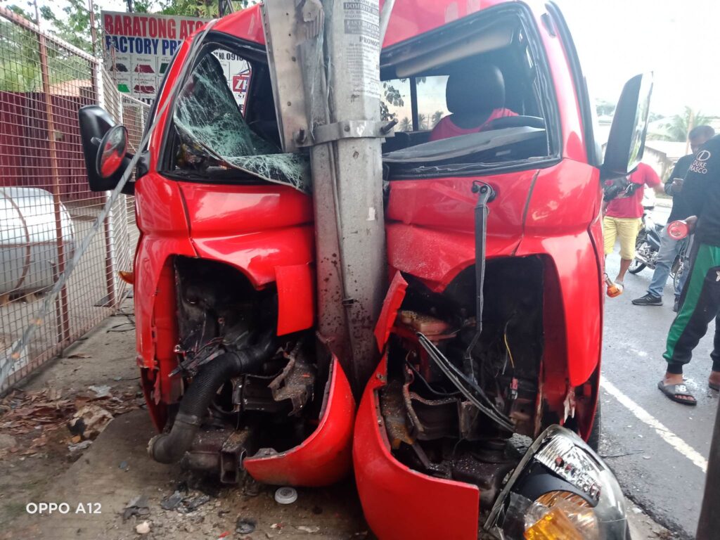 This is the front of the Bongo Truck which the driver rammed into an electric post in Compostela town in northern Cebu -- 25 students and the driver were injured in the accident.| Paul Lauro