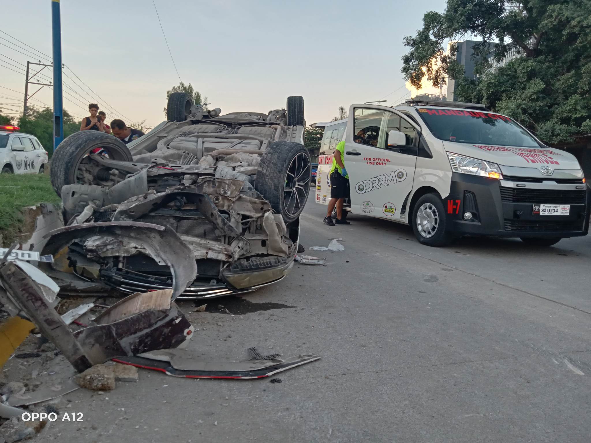 IN PHOTOS: Three injured in Mandaue accident | Cebu Daily News