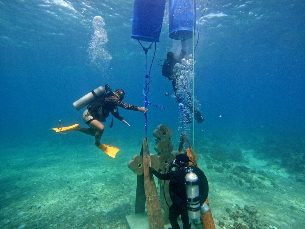 Underwater Cross Medellin 