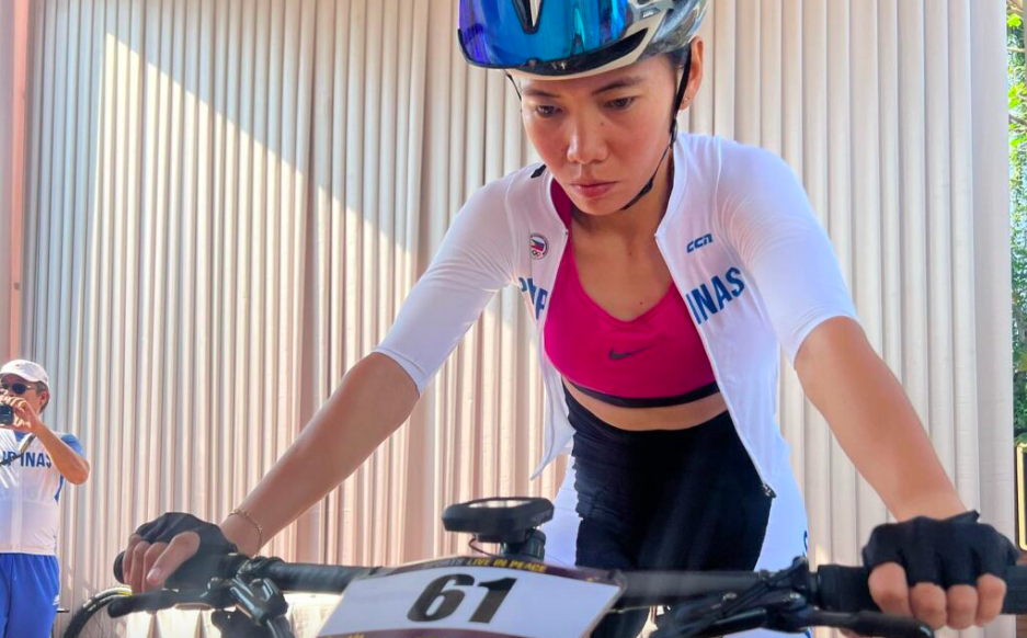Shagne Yaoyao before the women's mountainbike cross country competition of the 32nd SEA Games. | Photo from Philcycling Facebook page