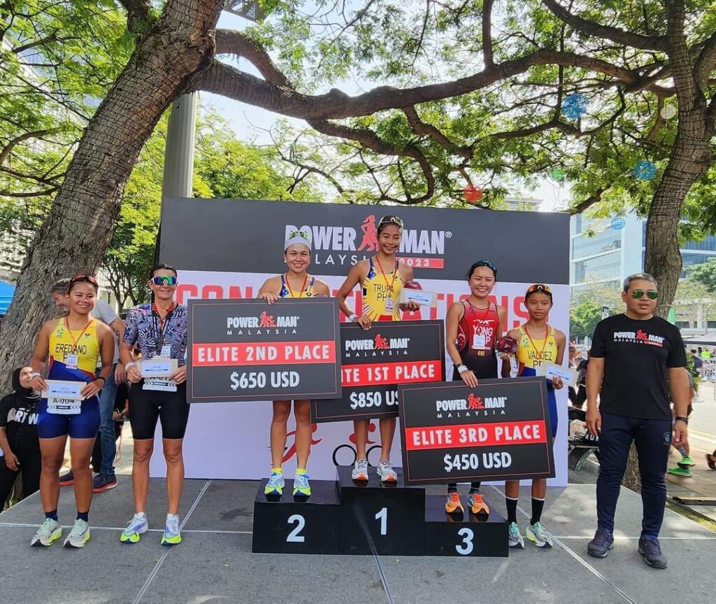 Cebuana duathlete Moira Frances Erediano (left most) pose with the rest of the winning duathletes in the female elite category of the  Powerman Malaysia Duathlon on Sunday, June 18, 2023, in Malaysia.