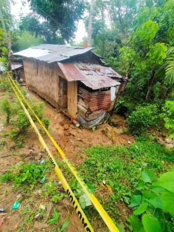 Landslides hit mountain barangays in Cebu City, 3 families rescued ...