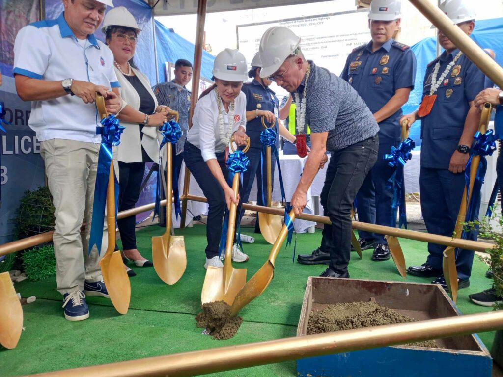 Rep. Emmarie "Lolypop" Ouano-Dizon and Mandaue City Mayor Jonas Cortes lead the groundbreaking of the new police station in Barangay Subangdaku.