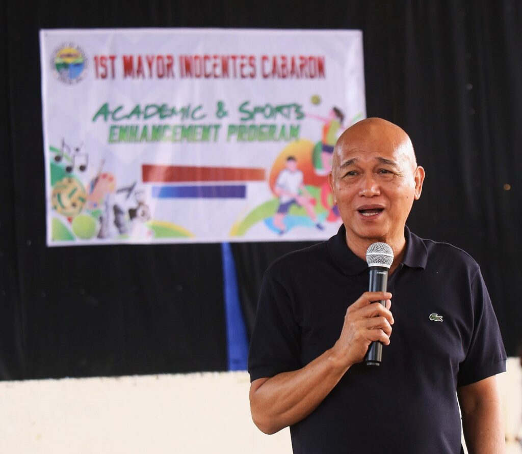 Mayor Inocentes Cabaron during his speech in the opening of Moalboal's inaugural sports and academic program. 