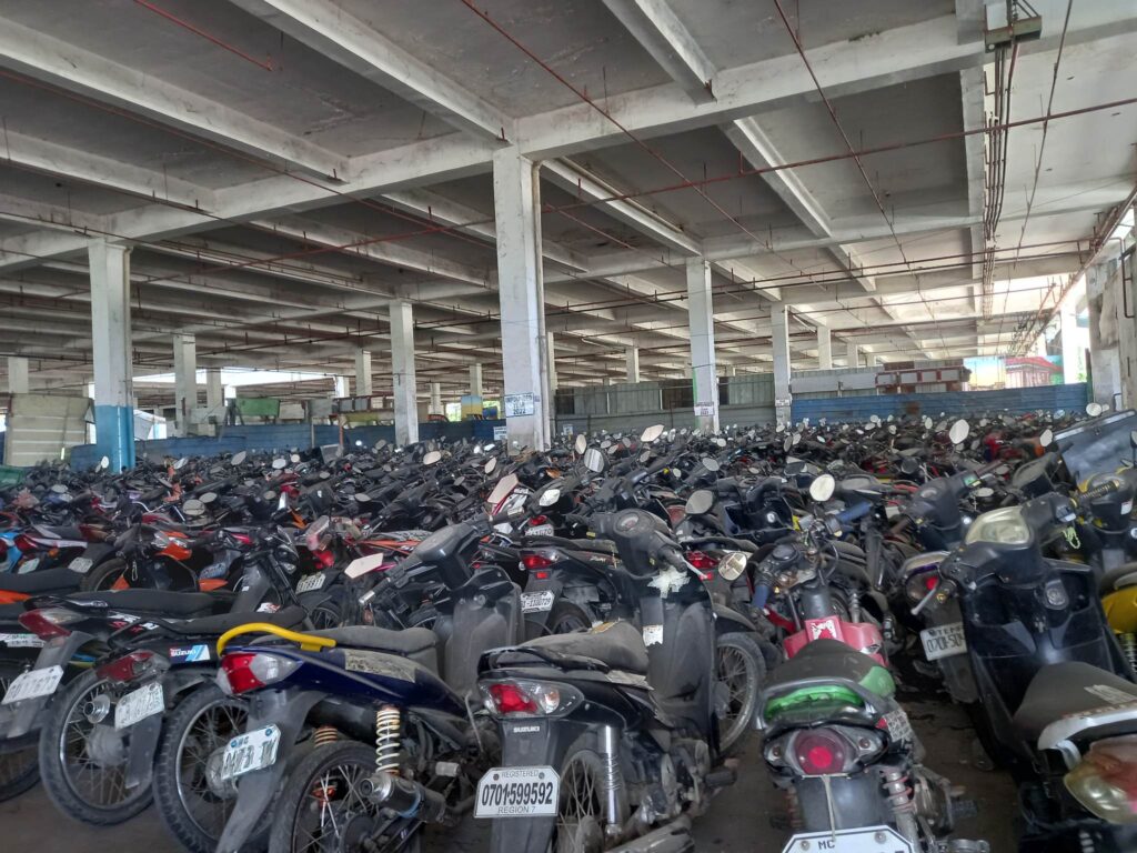 Amnesty ordinance of Mandaue seen to ease congestion of vehicles in TEAM’s impounding area. Some 755 vehicles remain unclaimed at the TEAM's impounding area. | FILE PHOTO