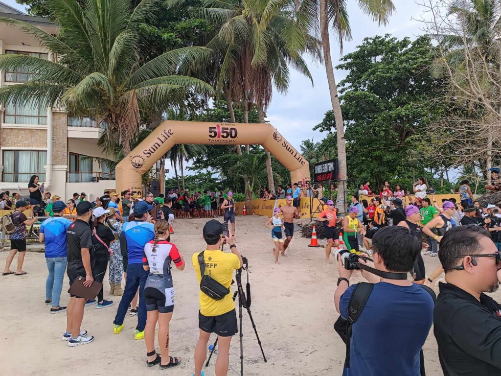 Ironman 70.3 : Why this can’t be held in Bohol yet. The swim transition area of the Sun Life 5150 triathlon race in Panglao Island, Bohol. | Glendale Rosal