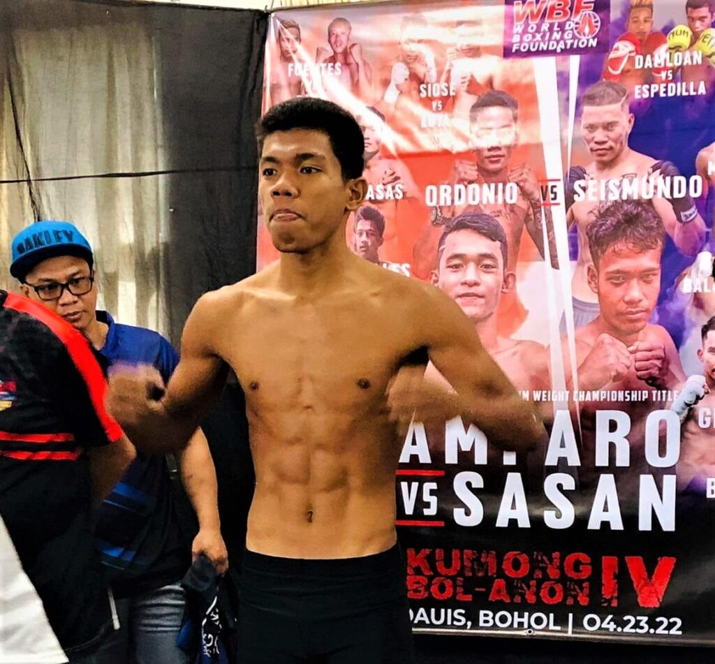 Angilou Dalogdog, a Boholano boxer, will fight for the WBF Asia Pacific Flyweight title in the upcoming Kumong Bol-anon 11 in Tagbilaran, Bohol. | Facebook photo