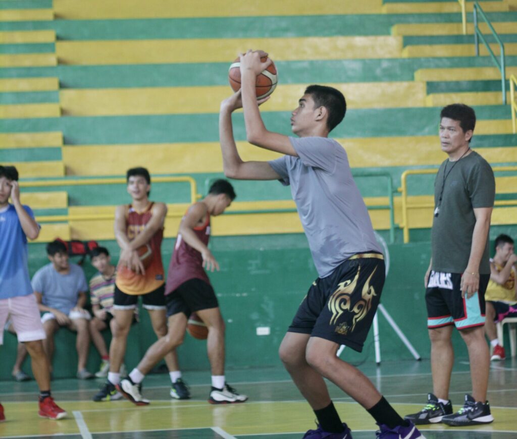 cit-u-recruits-raw-6-foot-7-kid-for-high-school-team-cebu-daily-news