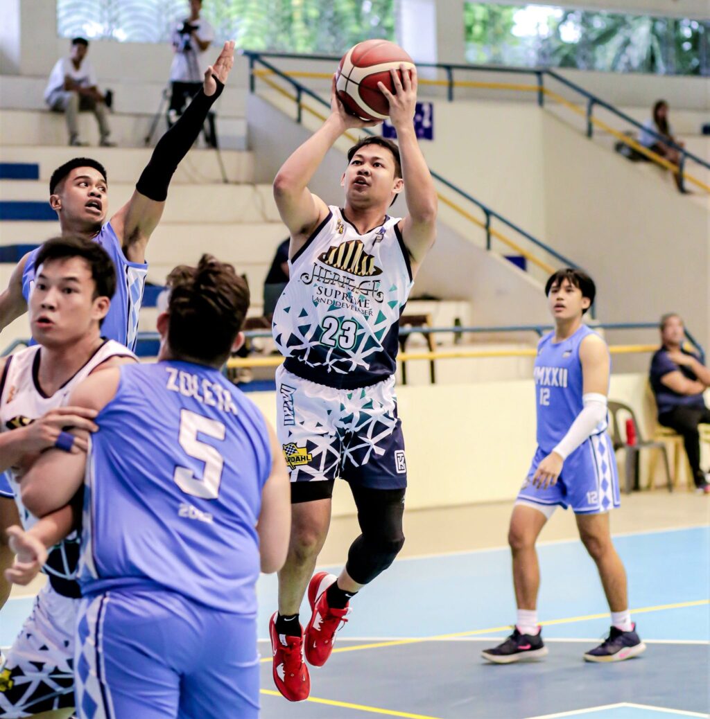 SHAABAA 26: Adven Jess Diputado of Batch 2012 goes for a jump shot in last August 13's SHAABAA Season 26 game.