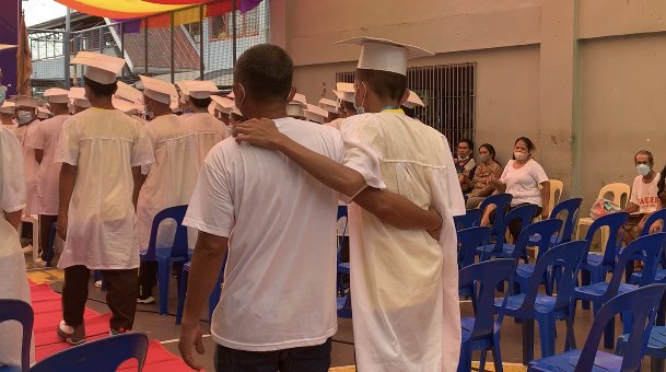 A person deprived of liberty (PDL) at the Cebu City Jail Male Dormitory was accompanied by his father during the graduation march.