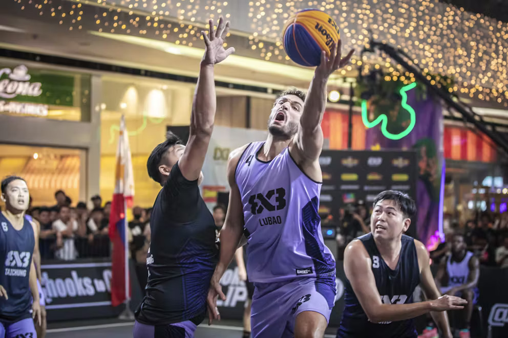Spanish 3x3 player Jose Blasquez of Lubao MCFASolver-Pampanga goes for a layup during one of their qualifying matches in the Chooks-to-Go FIBA 3x3 World Tour Cebu Masters.