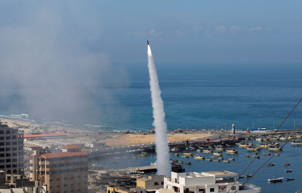 Rockets are fired by Palestinian militants into Israeli areas, in Gaza City October 7, 2023. REUTERS/Mohammed Salem