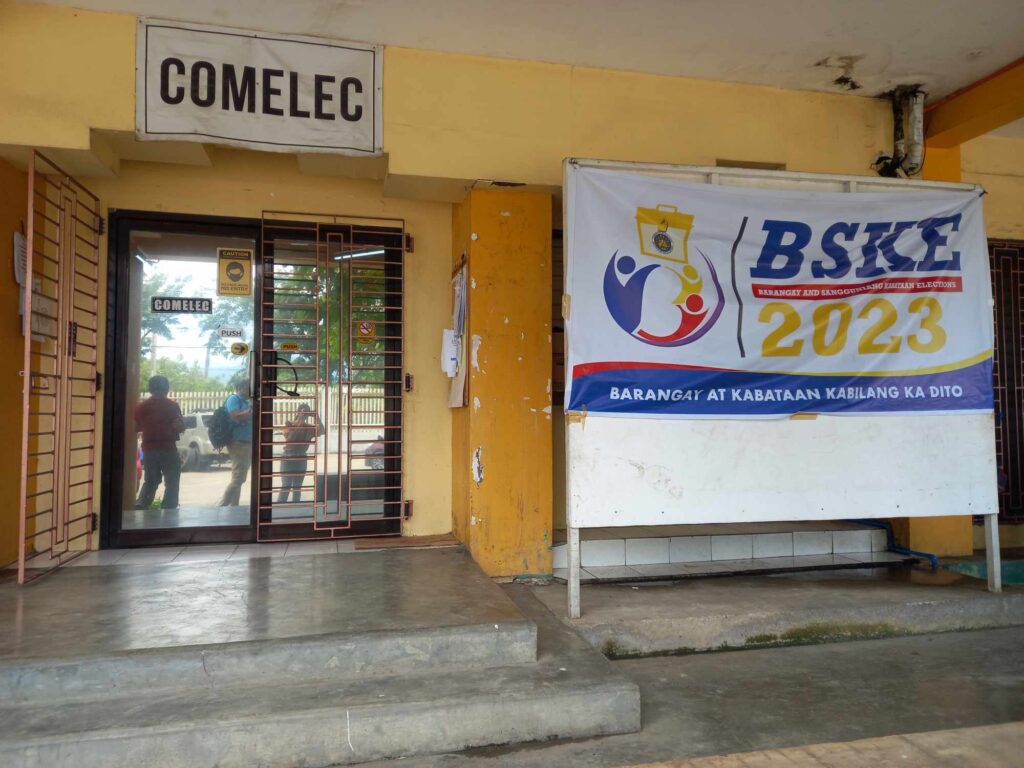 Mandaue: 50 BSKE bets receive show cause orders for premature campaigning. In photo is the entrance of the office of the Comelec in Mandaue City.