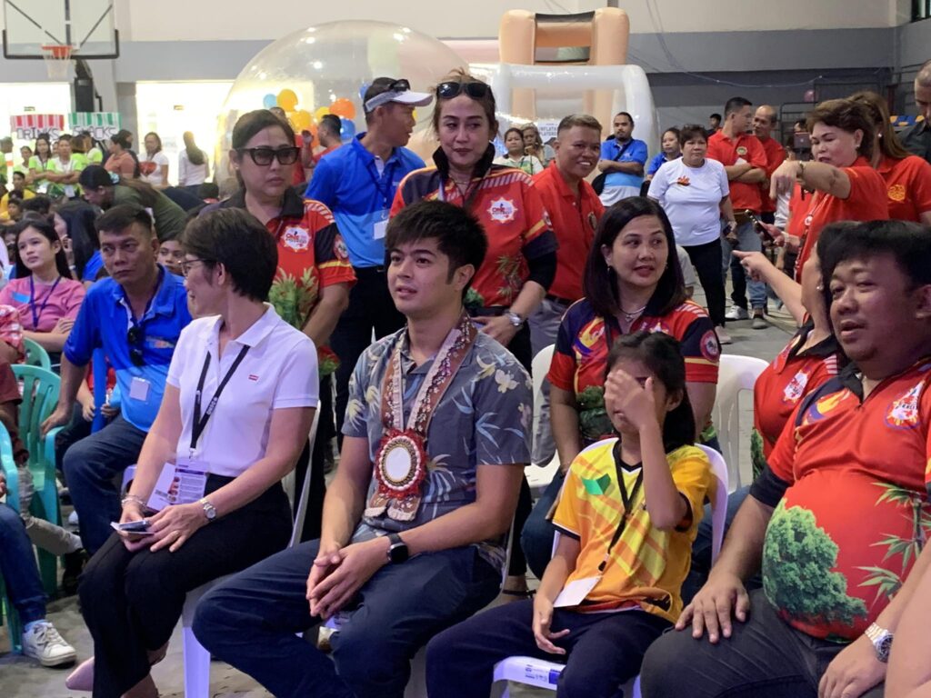 Presidential son, William Vincent Marcos, leads the gift-giving in Cebu.