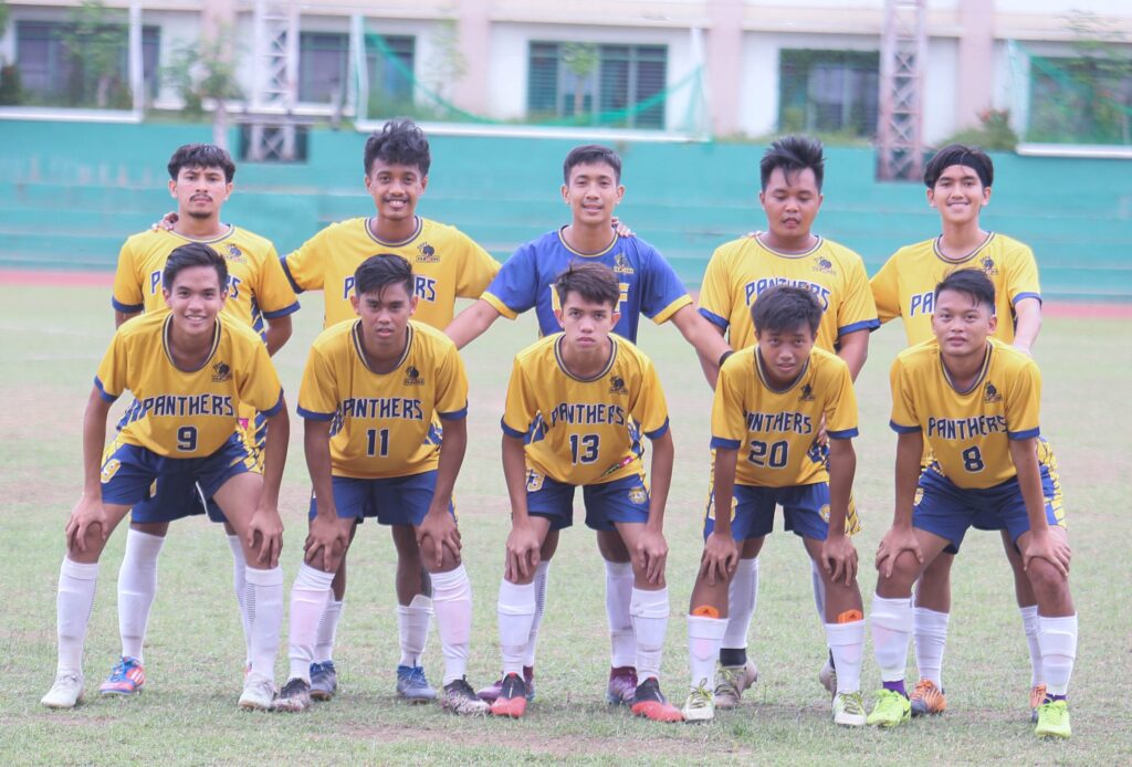File photo: Members of the 2022 USPF football team pose for a photo prior to a game in the Cesafi.
