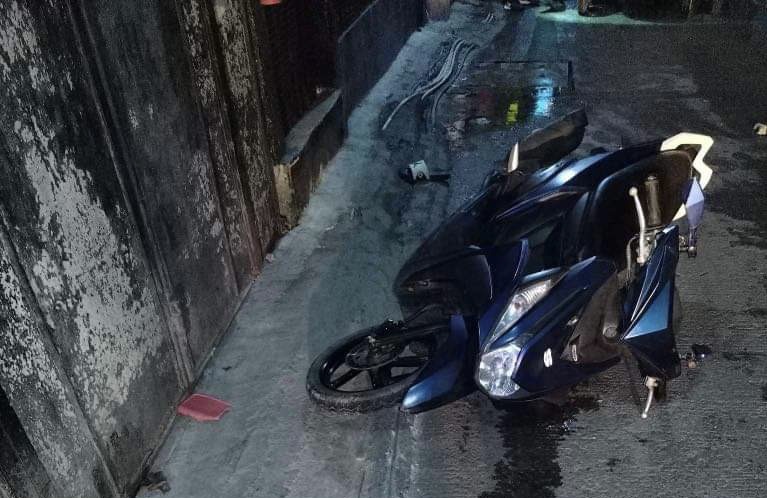 Police officer, disguised as poseur buyer, killed during buy-bust in Cebu City. In photo is the crime scene where police officer was killed.