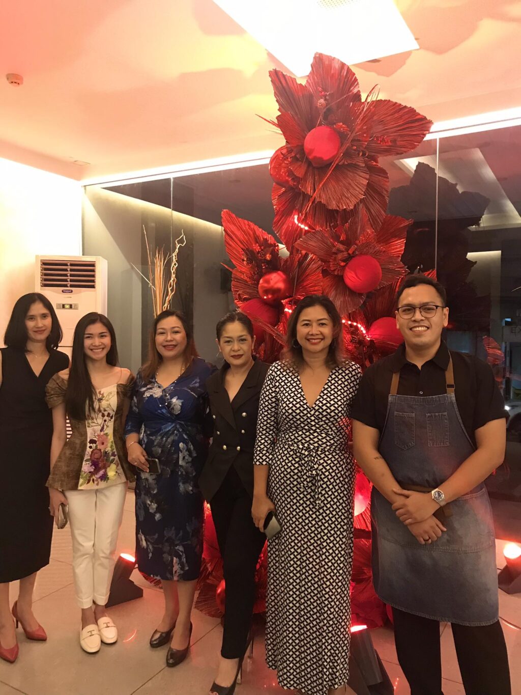 Diamond Suites & Residences Spreads the Holiday Cheer