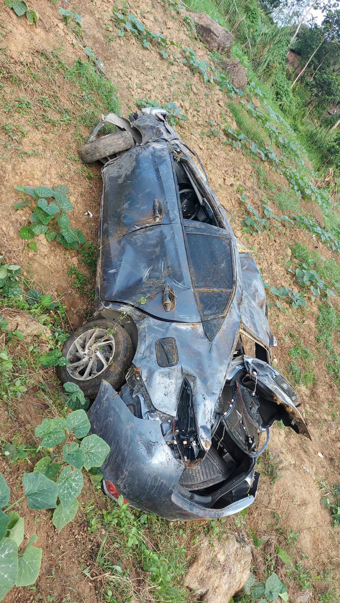 Cebu road accidents: 1 dead as 3 cars fell off ravines