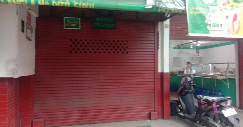 Thief arrested after being trapped inside pawnshop in Cebu City for hours
