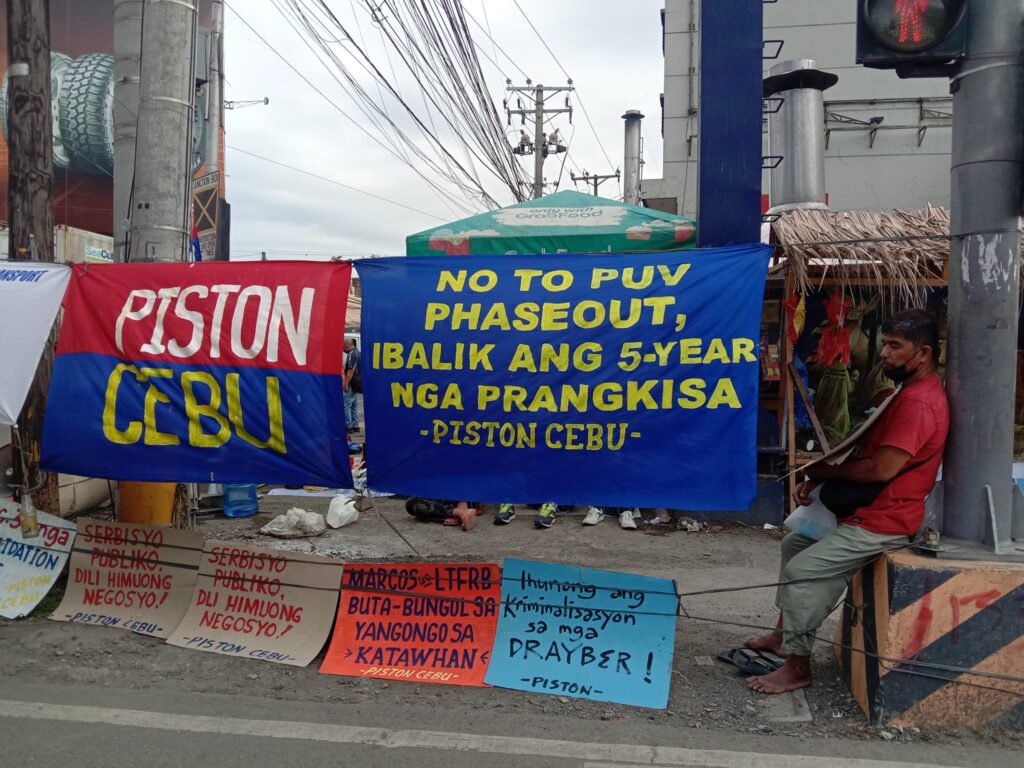Piston calls LTFRB's 1 month extension of PUJ consolidation as ‘Pakitang-tao’ 