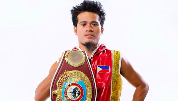 Saludar leads fight card in Naga City on Dec. 16. In photo is Vic Saludar.