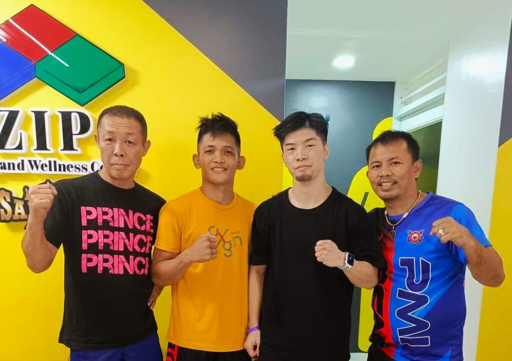 Japan boxer, former 3-time world boxing division champion, trains in Cebu. In photo are Kiyoshi Hatanaka (from left), Reymart Tagacanao, Kosei Tanaka, and Edito Villamor. | Photo from Edito Villamor