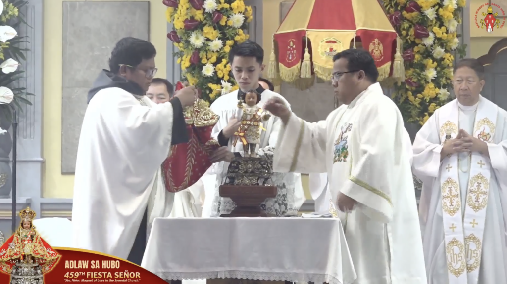 Hubo Mass: Faithful flock Basilica Minore del Sto. Niño de Cebu to join in the Hubo rites which closes the 459th Fiesta Señor celebrations. | 📸: BSMN / Facebook