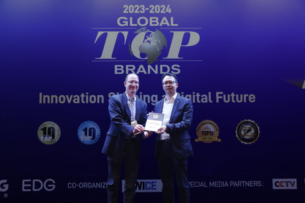 TCL Philippines at the Global Top Brands Award Ceremony