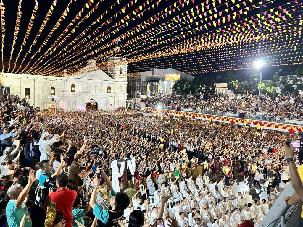 Fiesta Señor 2024: The Sto. Niño 'attracts' like a magnet