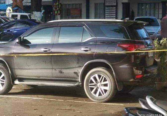 The police currently have the vehicle of the slain Sinulog Idol Judge Jay Unchuan, which is believed to have been utilized by his assailants to transport his body to Naga City. 
