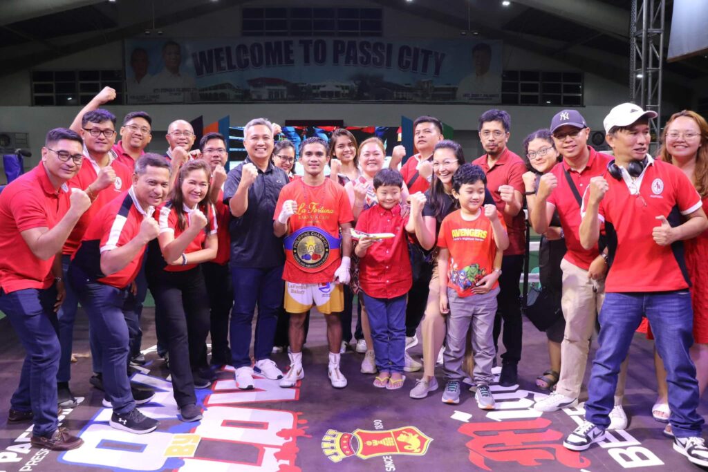 John Kevin Jimenez (wearing the GAB belt) poses for a group photo after beating Jayson Brillo in Passi City, Iloilo.